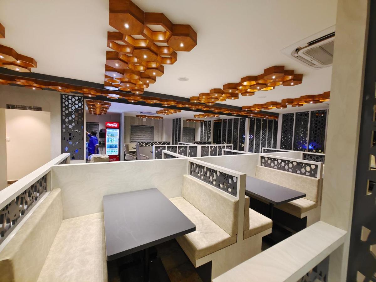 Hotel Thousand Pillars วารังกัล ภายนอก รูปภาพ
