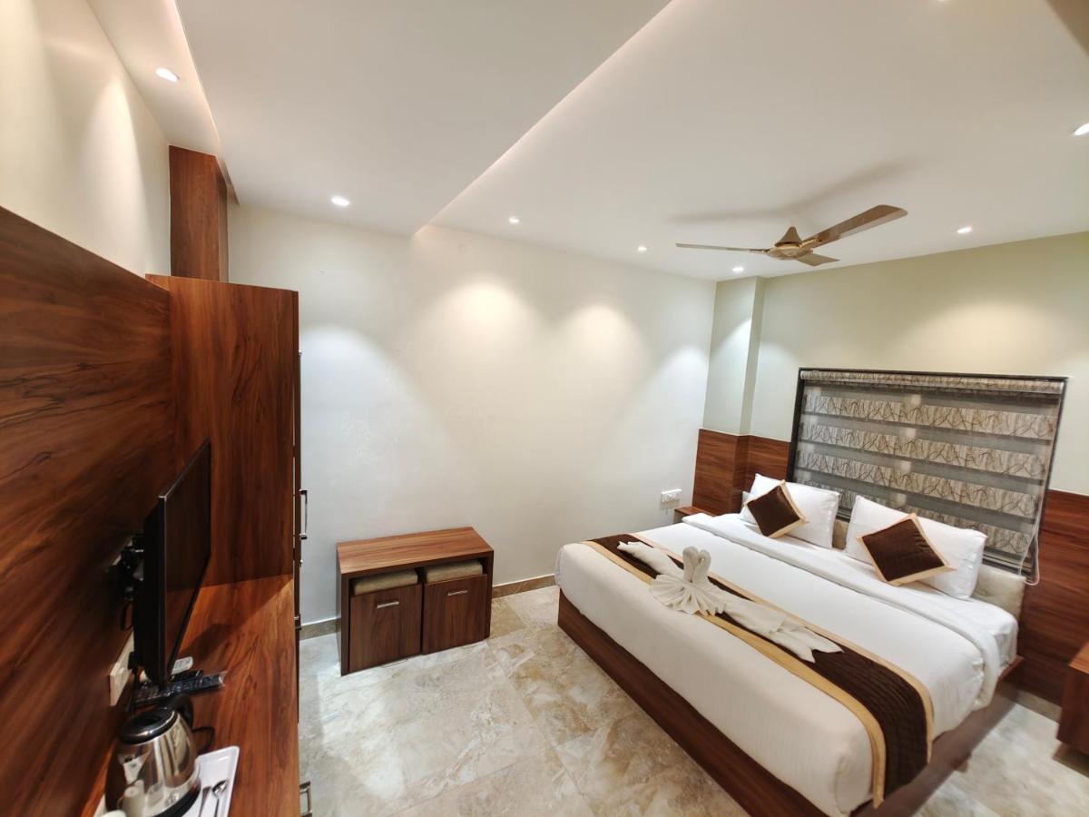Hotel Thousand Pillars วารังกัล ภายนอก รูปภาพ