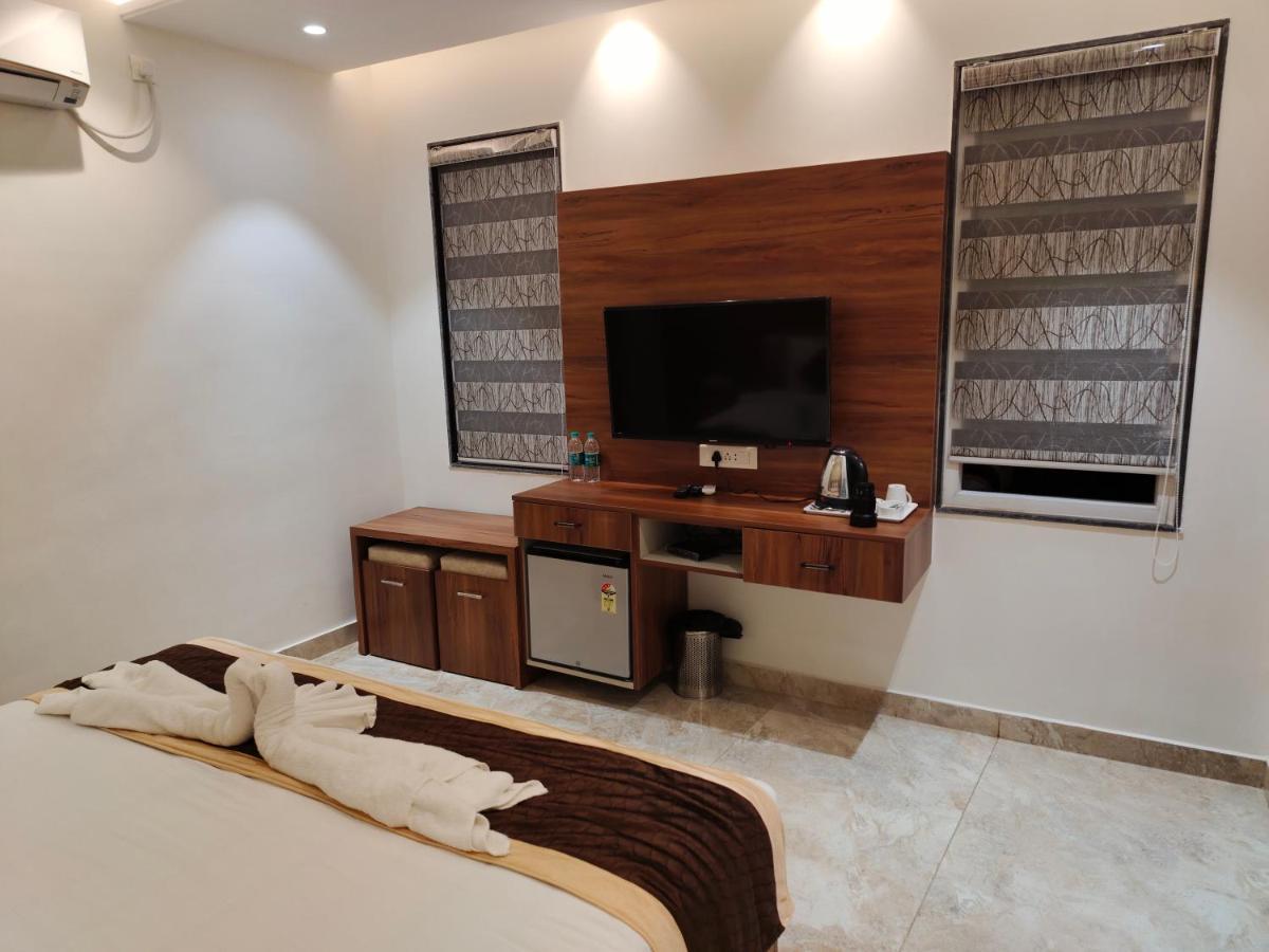Hotel Thousand Pillars วารังกัล ภายนอก รูปภาพ